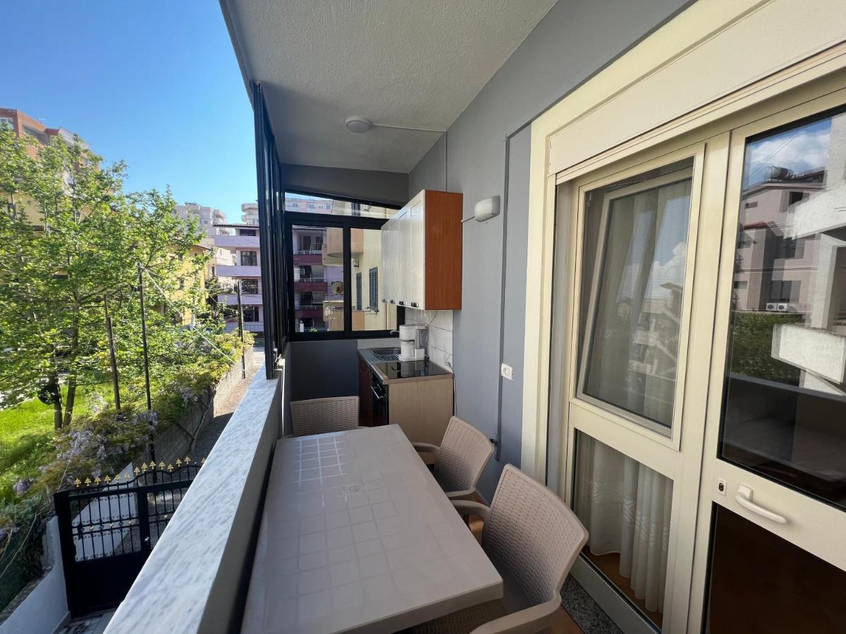 Vivo Apartment Durres Bagian luar foto