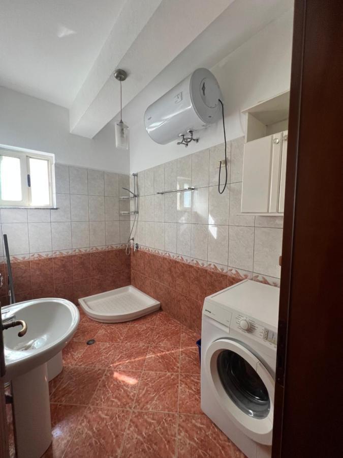 Vivo Apartment Durres Bagian luar foto